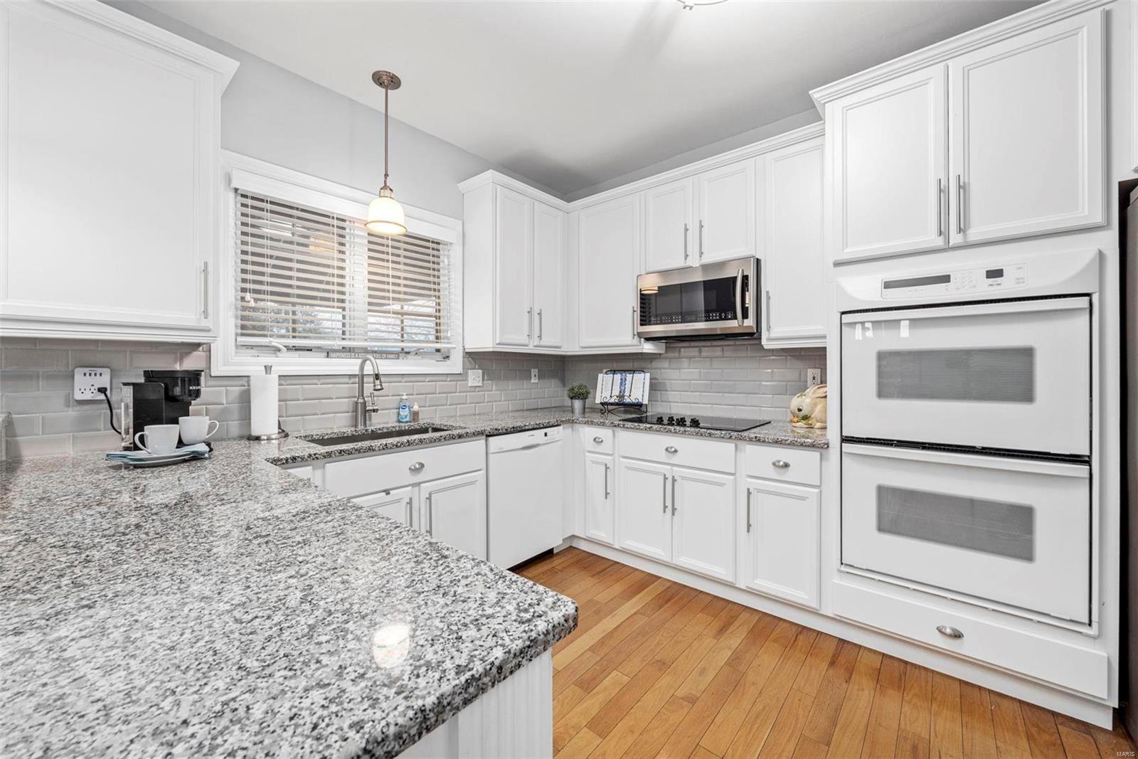 O'Fallon, Missouri 63368, United States, 3 Bedrooms Bedrooms, ,4 BathroomsBathrooms,Residential,Pending,113