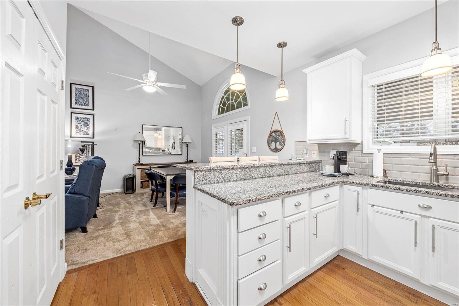 O'Fallon, Missouri 63368, United States, 3 Bedrooms Bedrooms, ,4 BathroomsBathrooms,Residential,Pending,113