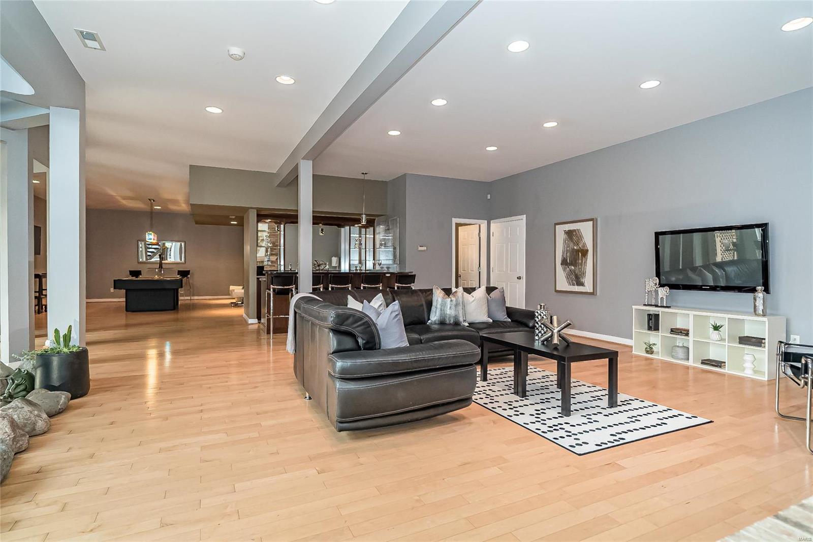 Topping Woods Estates - Residential