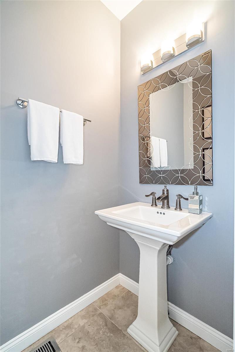 Topping Woods Estates - Residential