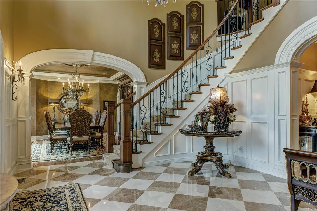 Town & Country Manor - Residential