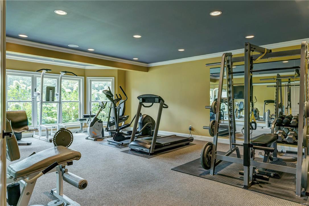 Town & Country Manor - Residential