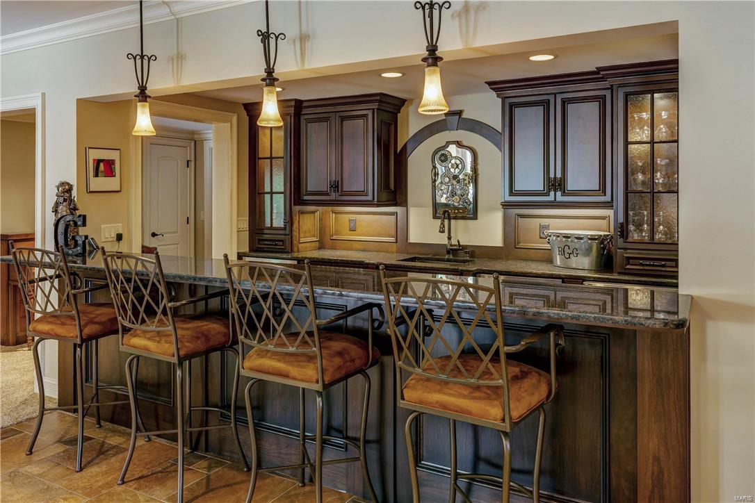 Town & Country Manor - Residential