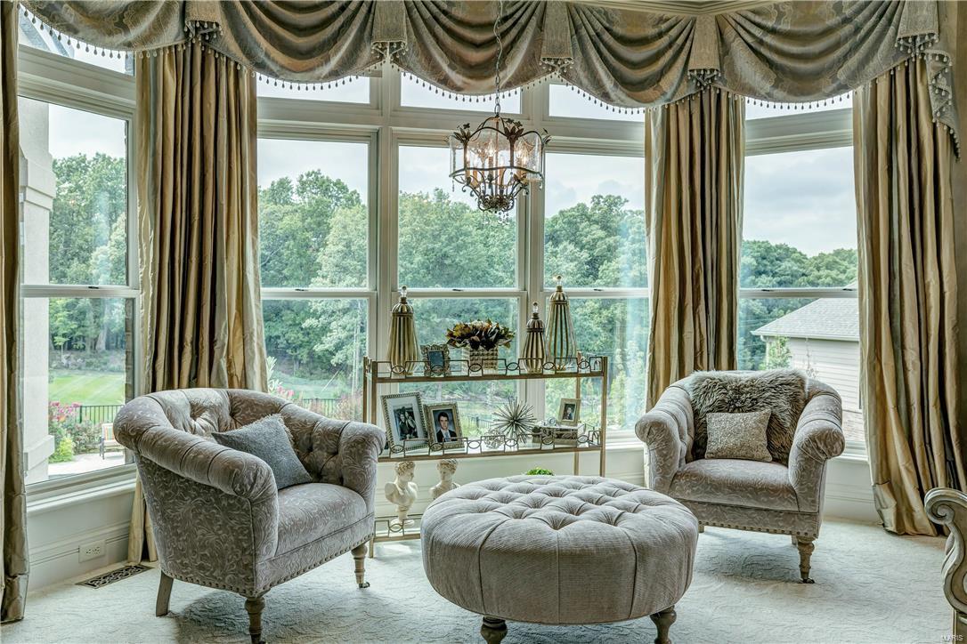 Town & Country Manor - Residential