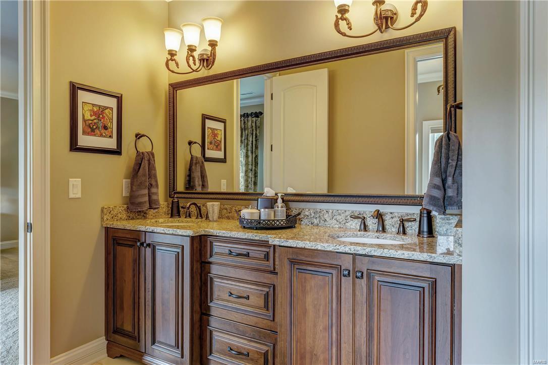 Town & Country Manor - Residential