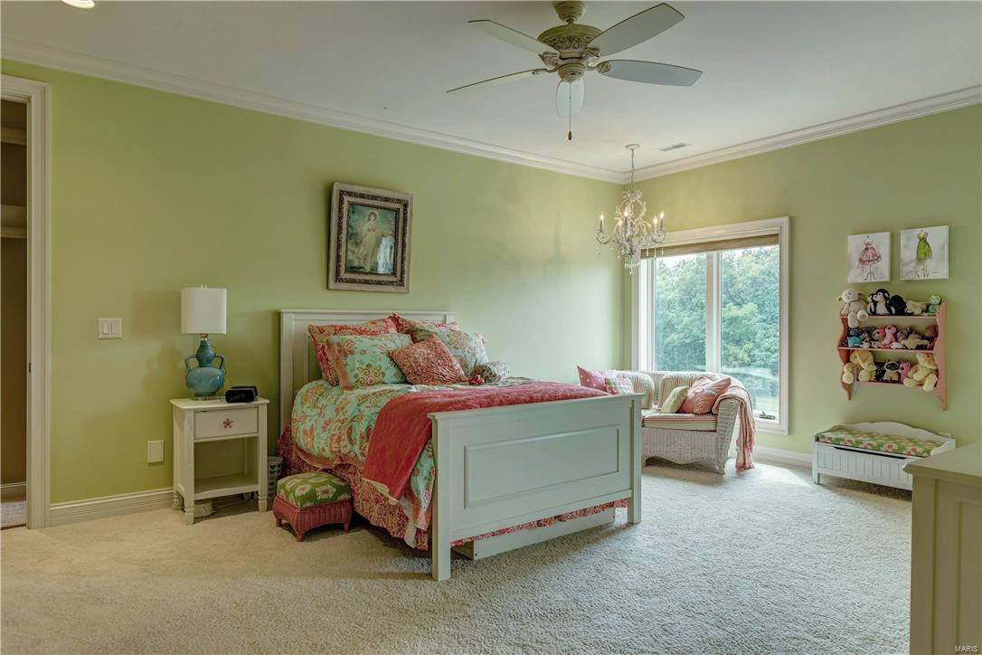 Town & Country Manor - Residential