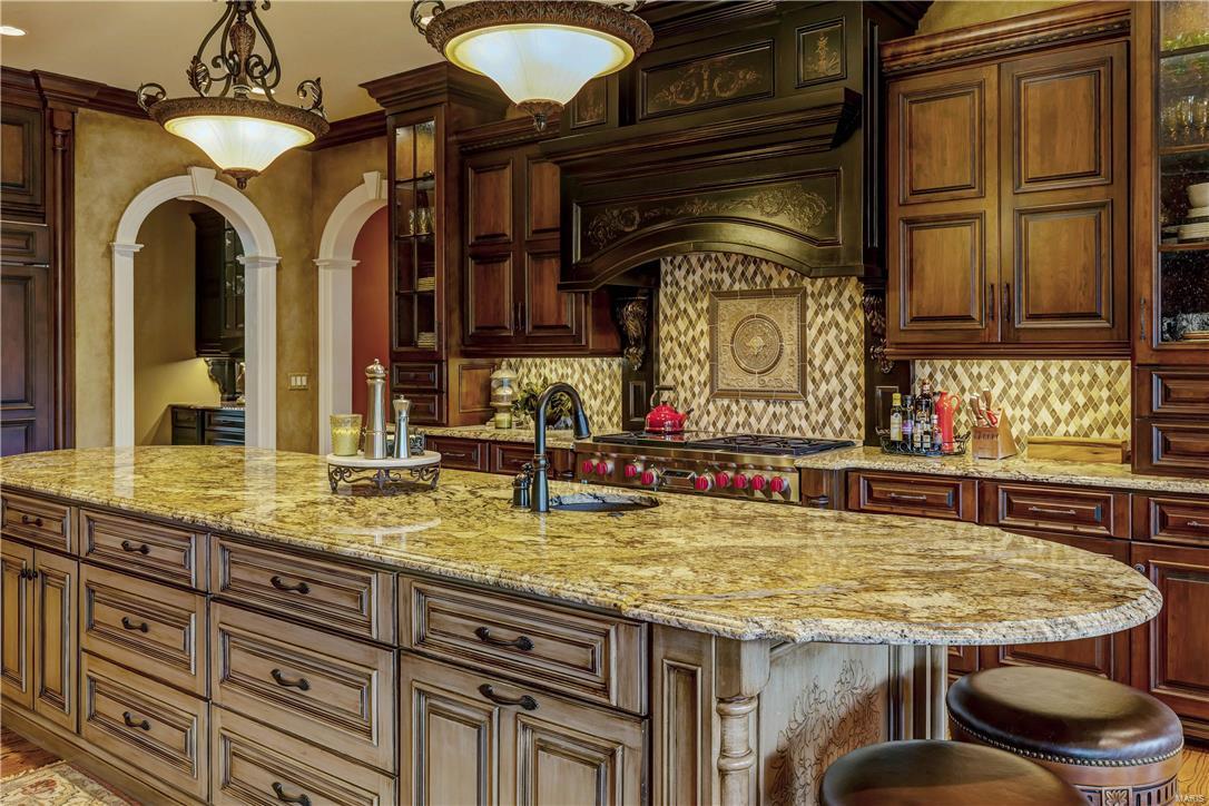 Town & Country Manor - Residential