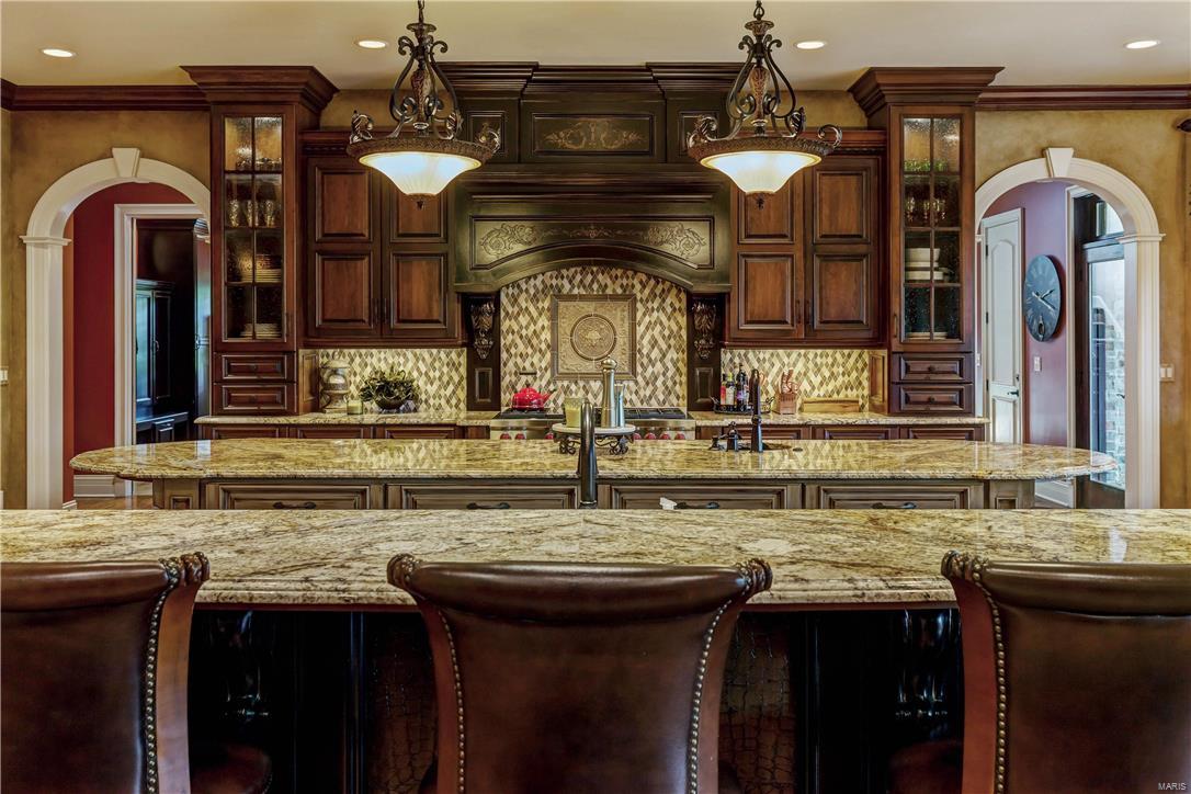 Town & Country Manor - Residential