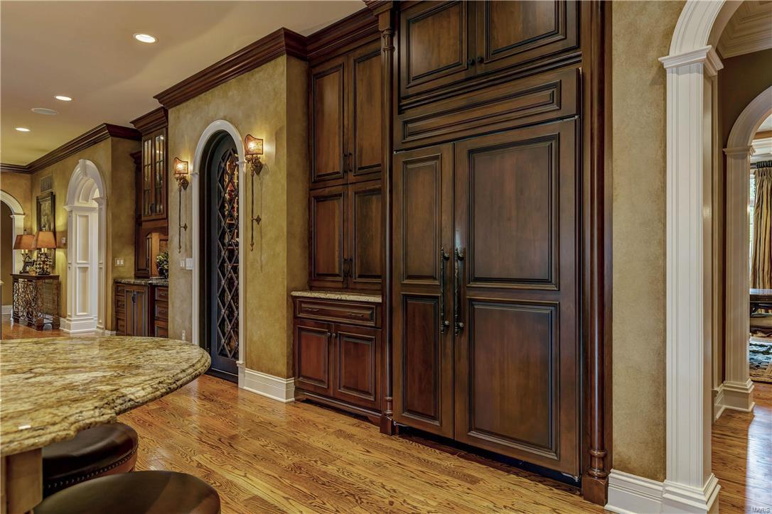 Town & Country Manor - Residential