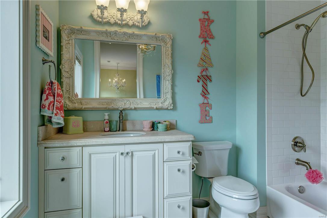 Town & Country Manor - Residential