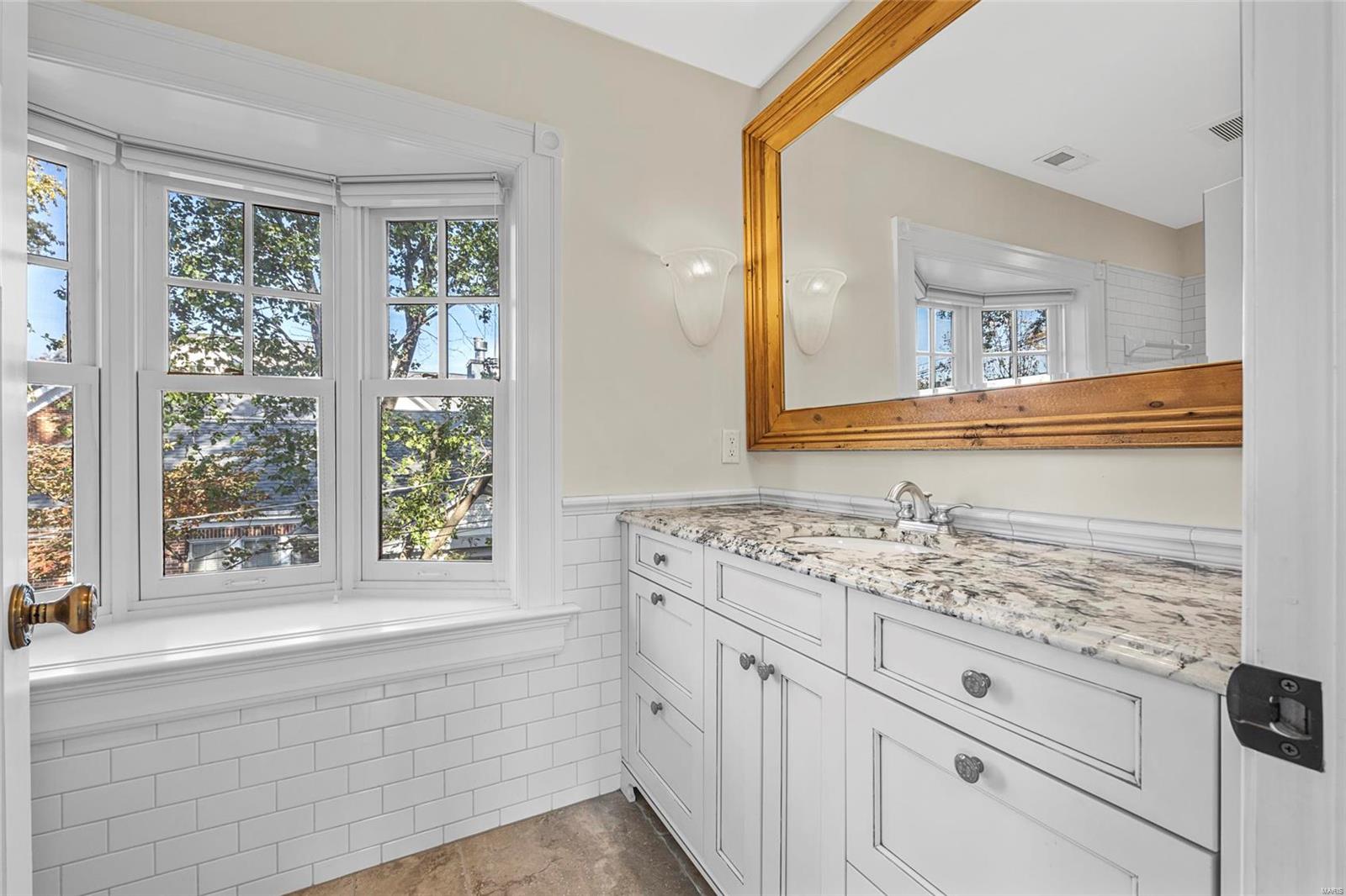 Bemiston - Residential