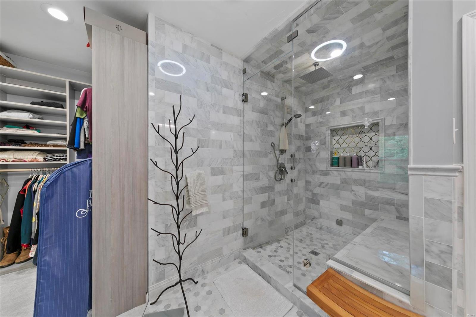 Upper Log Cabin Lts 1 & 2 Resub - Residential