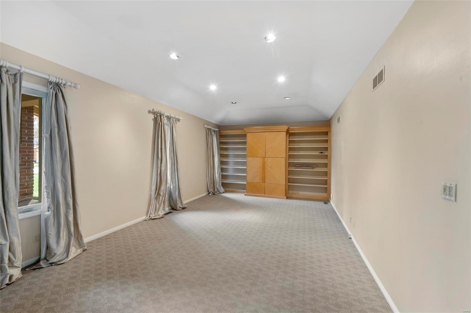 Upper Log Cabin Lts 1 & 2 Resub - Residential