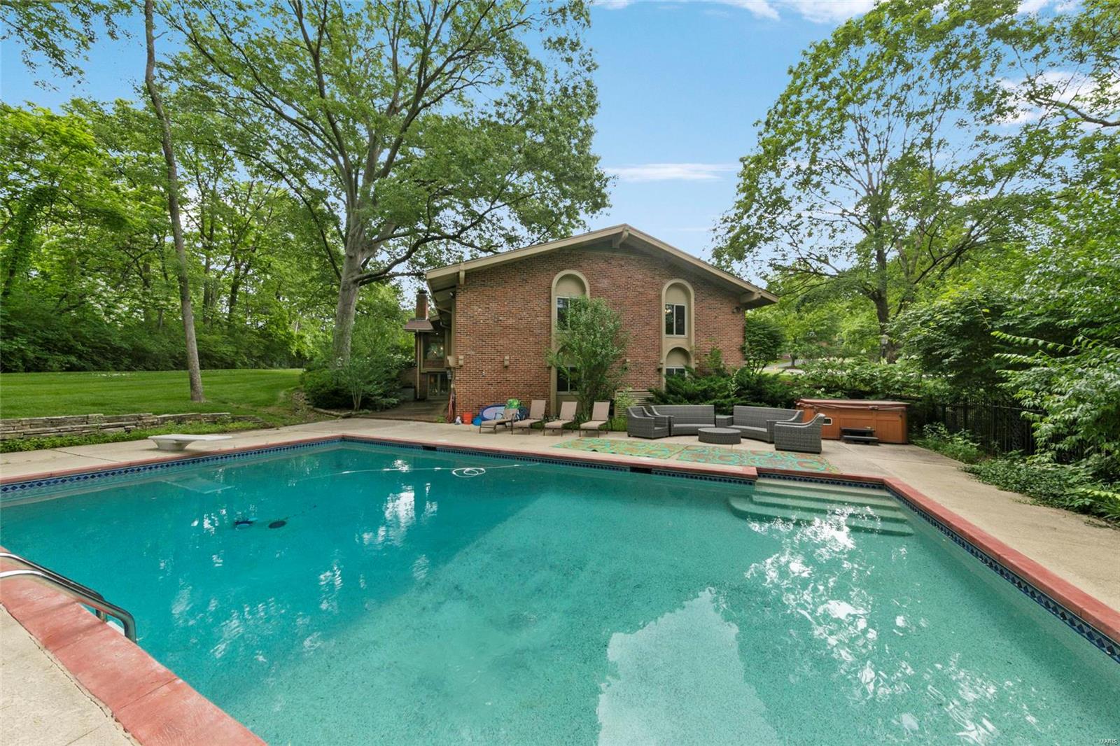 Upper Log Cabin Lts 1 & 2 Resub - Residential