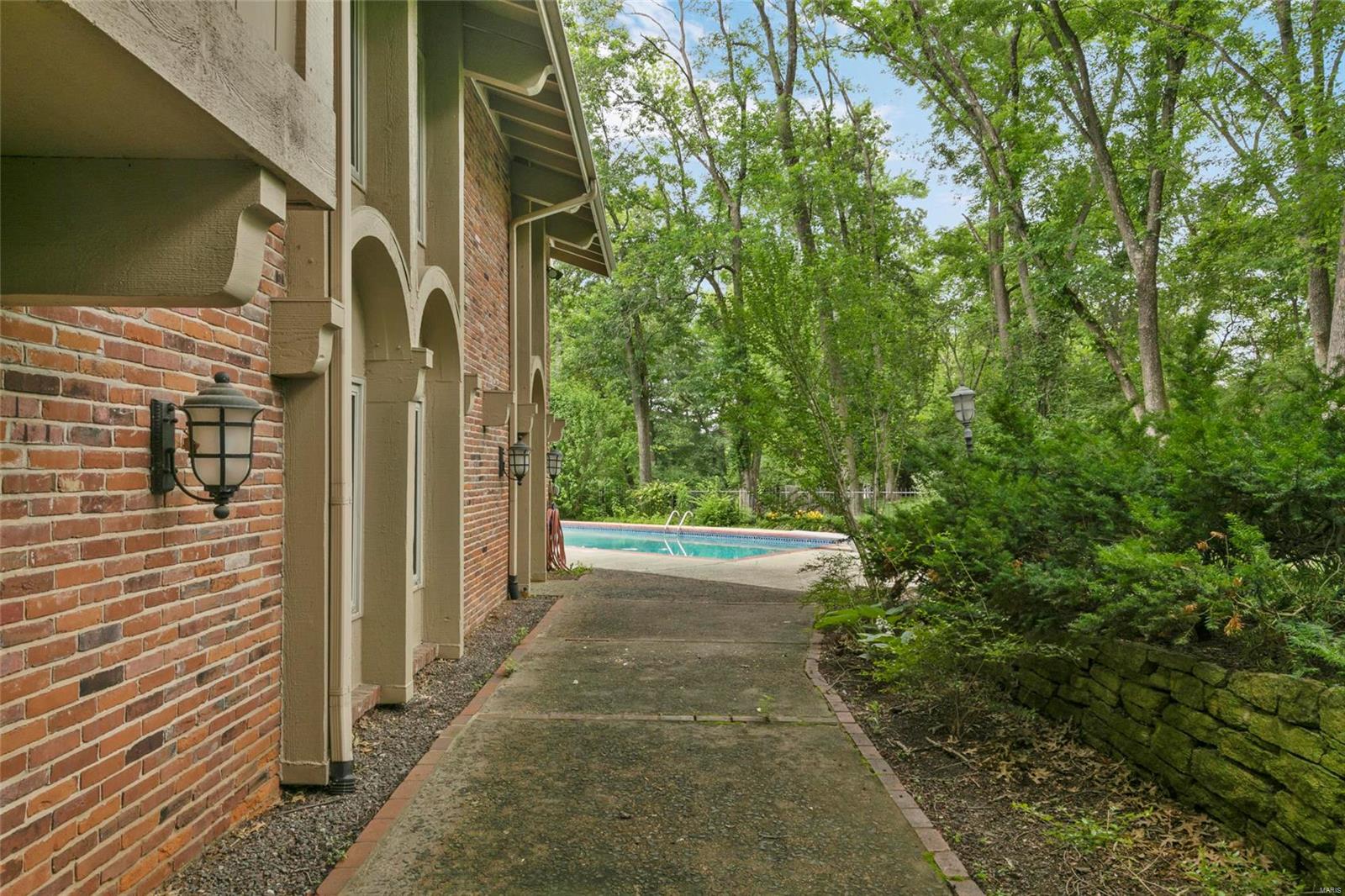 Upper Log Cabin Lts 1 & 2 Resub - Residential