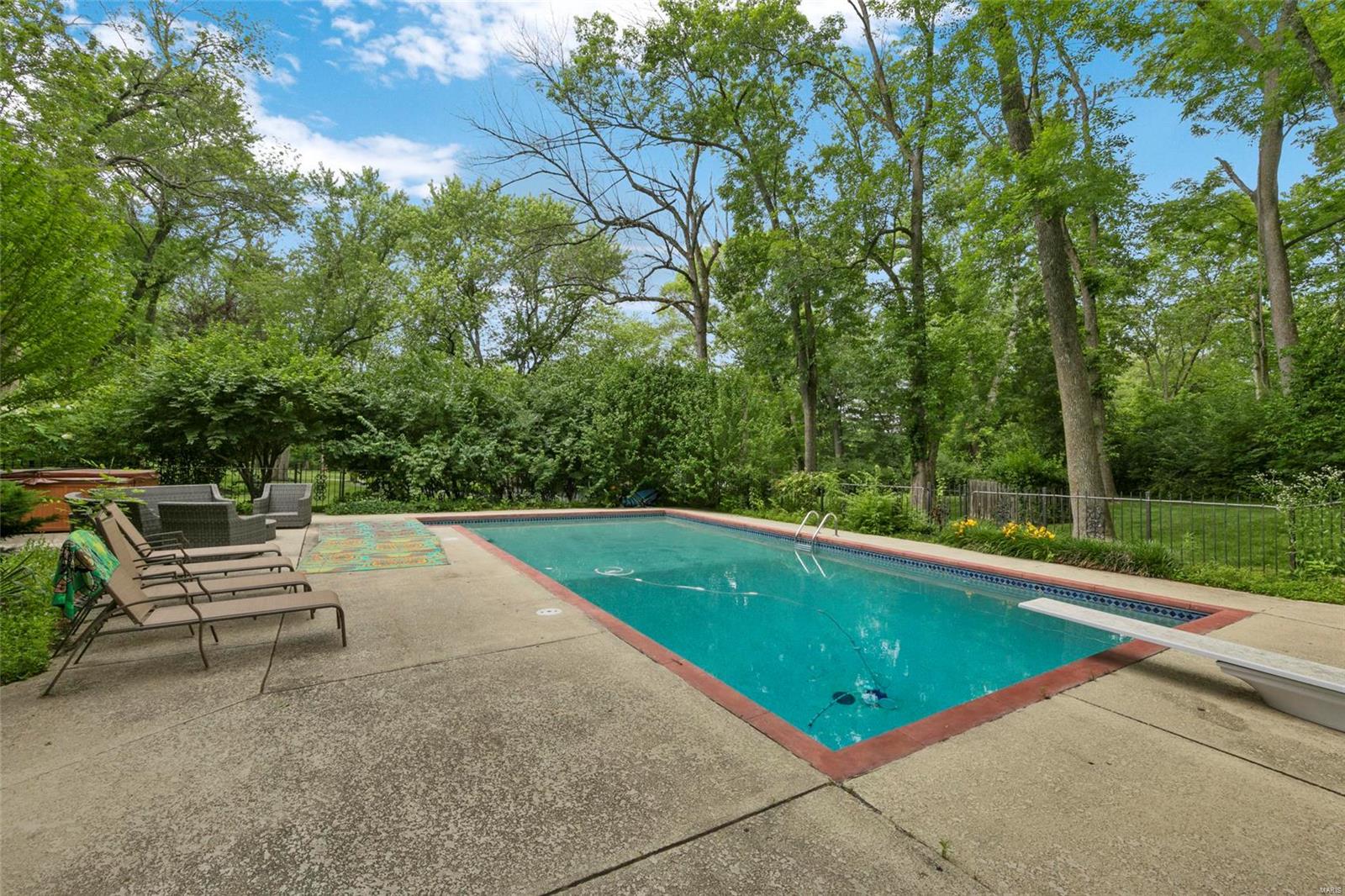 Upper Log Cabin Lts 1 & 2 Resub - Residential