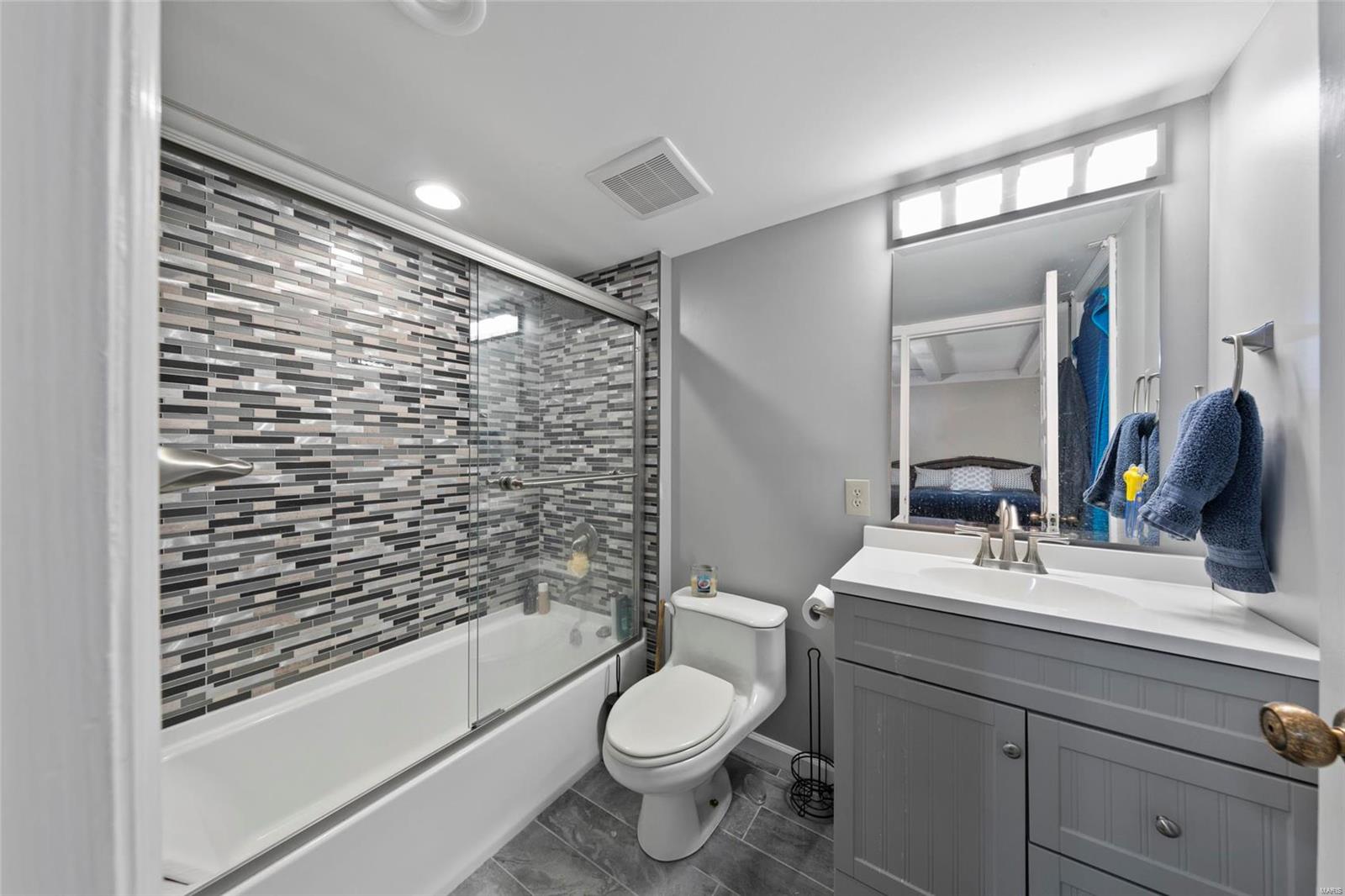 Upper Log Cabin Lts 1 & 2 Resub - Residential