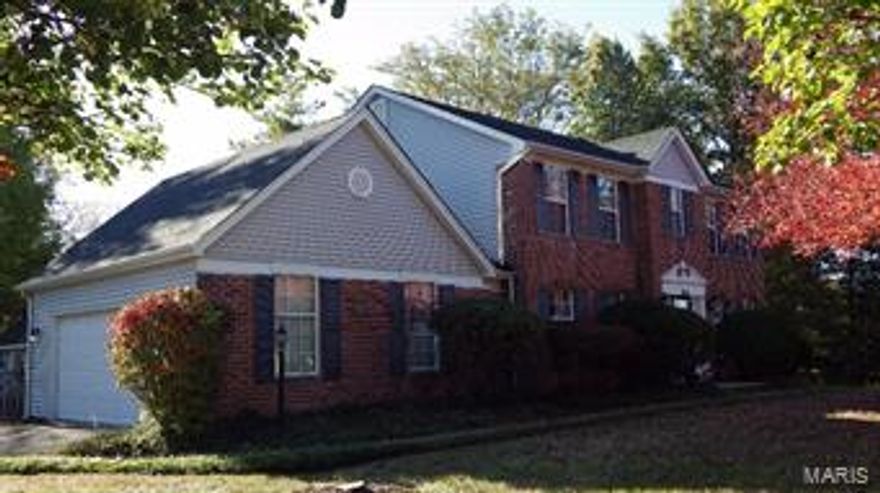 Trying to find that special home in Parkway & Chesterfield?  This is the one you're looking for!  Well maintained 4 bedroom house designed for enjoying indoors and out.  Nicely laid out main level that looks out on to sparkling private in-ground pool and secluded garden - come summer, the easy flow main level invites you to enjoy your new pool & patio to the maximum!  Upstairs you'll find the 4 bedrooms: a comfortable Master bedroom with a light and bright ensuite bathroom, as well as 3 other good sized bedrooms. The basement features a warm rec area as well as space for storage.  Parkway schools and great access to everything Chesterfield & St. Louis has to offer.  Available for lease, lease-purchase, or sale.