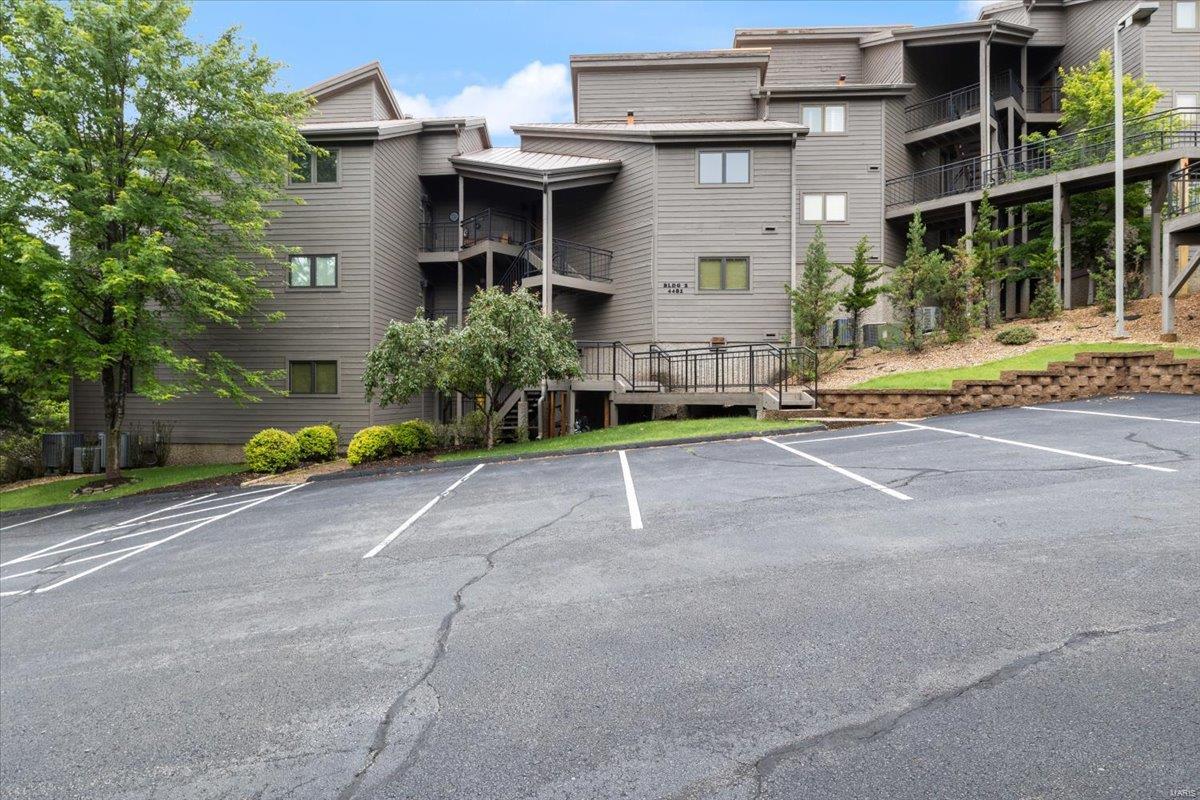 Summer Ridge Condominiums - Residential