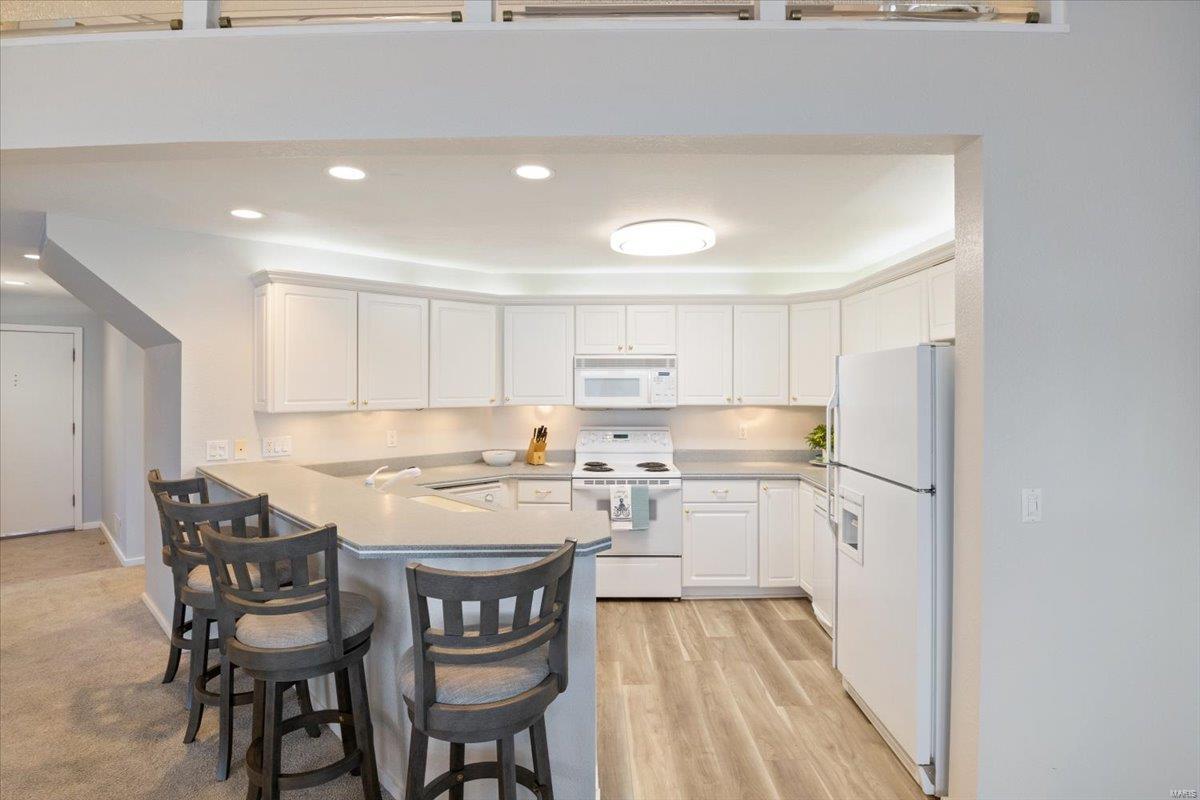 Summer Ridge Condominiums - Residential