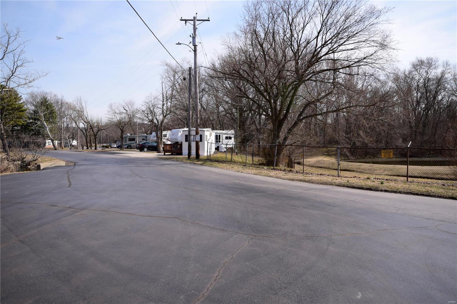 Lakeside Manor MHP - Commercial Sale