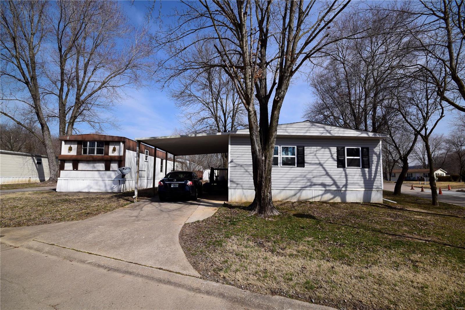 Lakeside Manor MHP - Commercial Sale