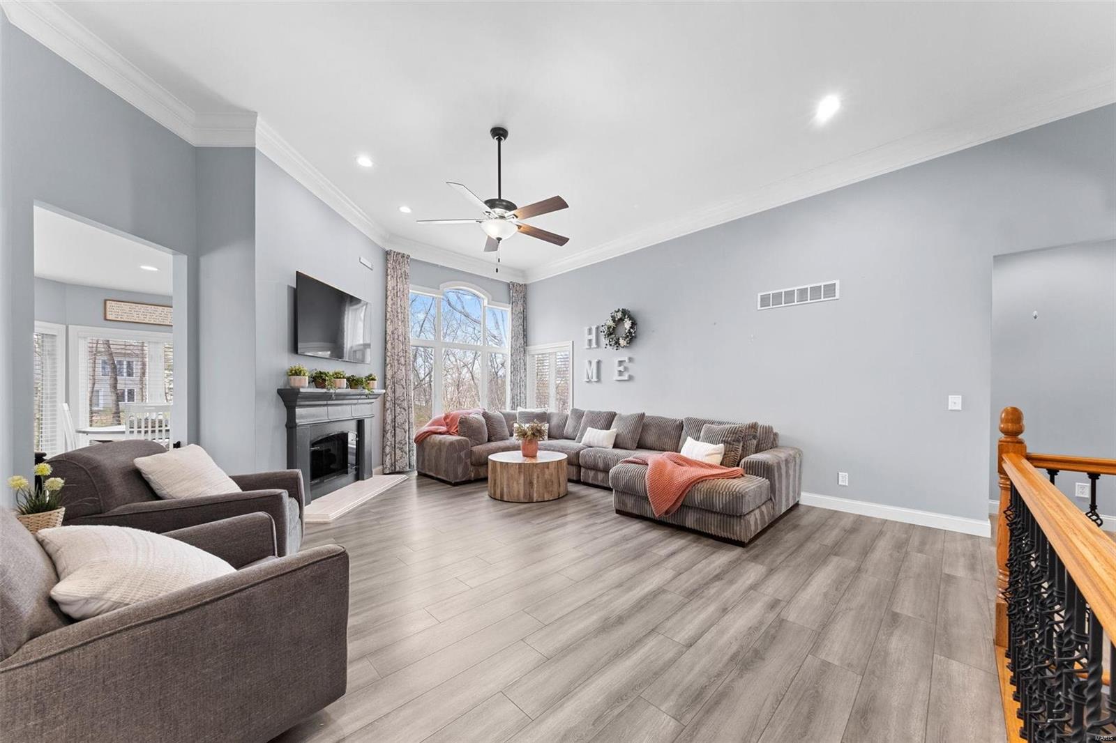 2733 Fairway Oaks Drive