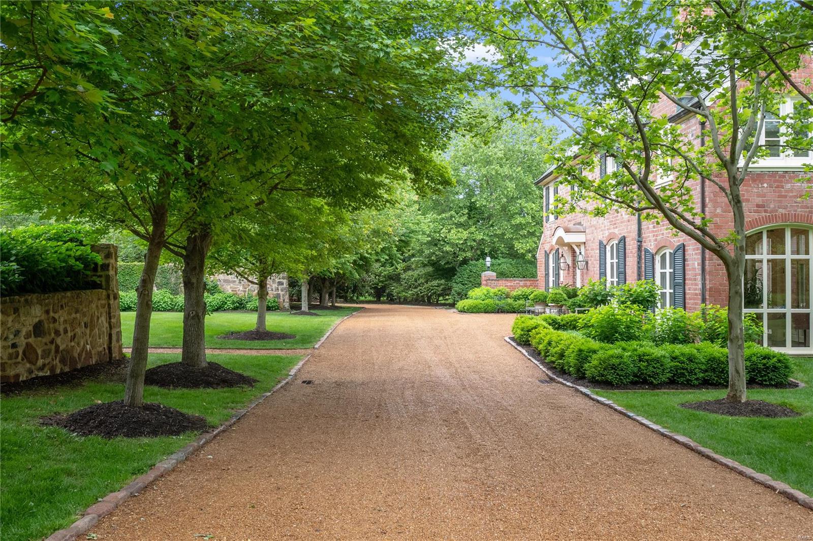 Warson Corner - Residential