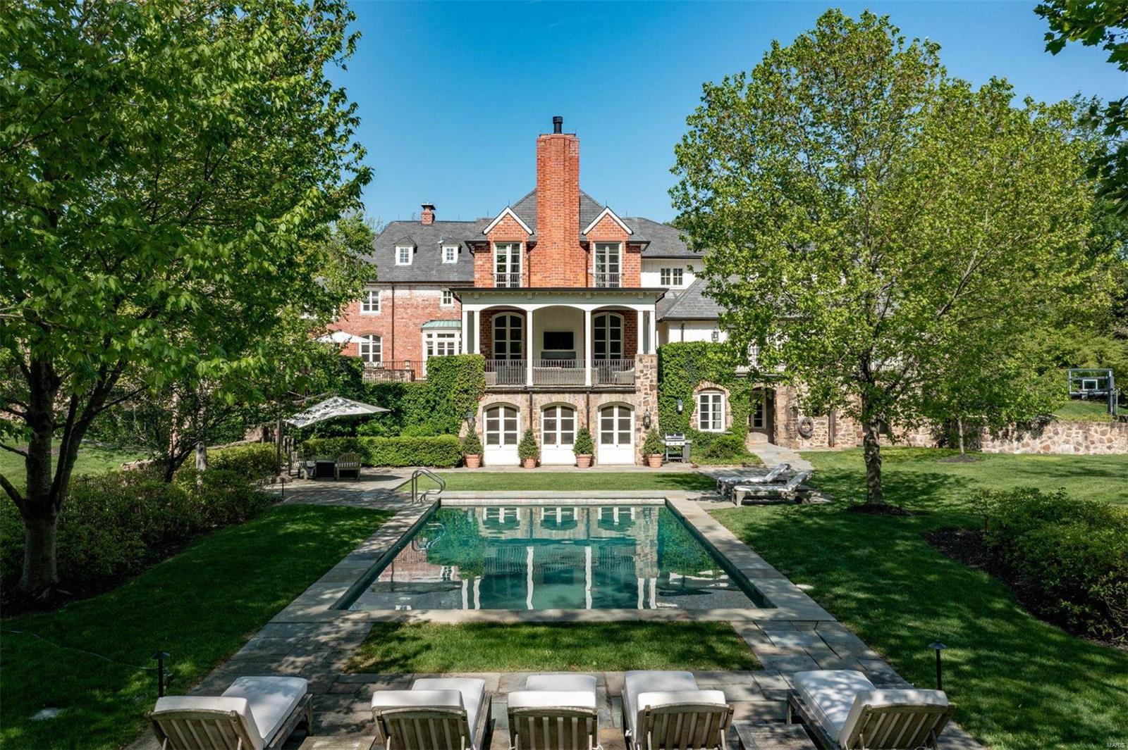 Warson Corner - Residential