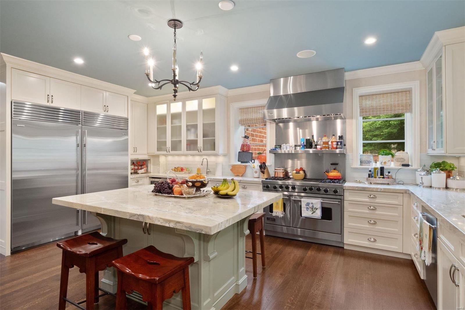 Warson Corner - Residential