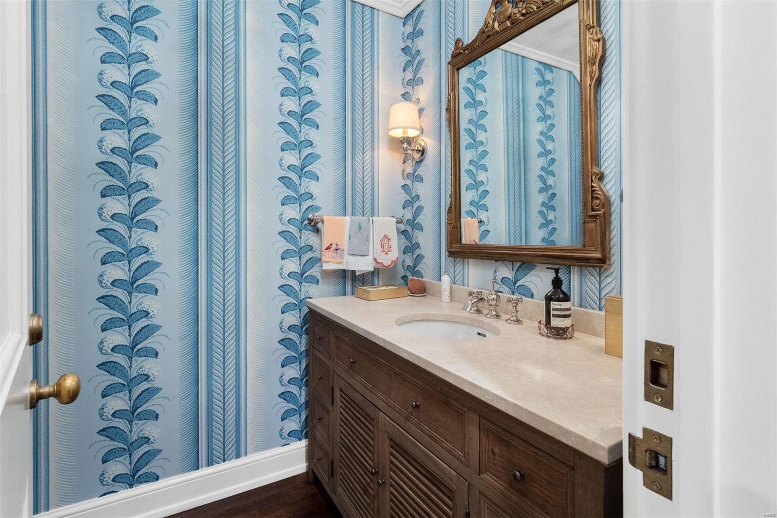 Warson Corner - Residential