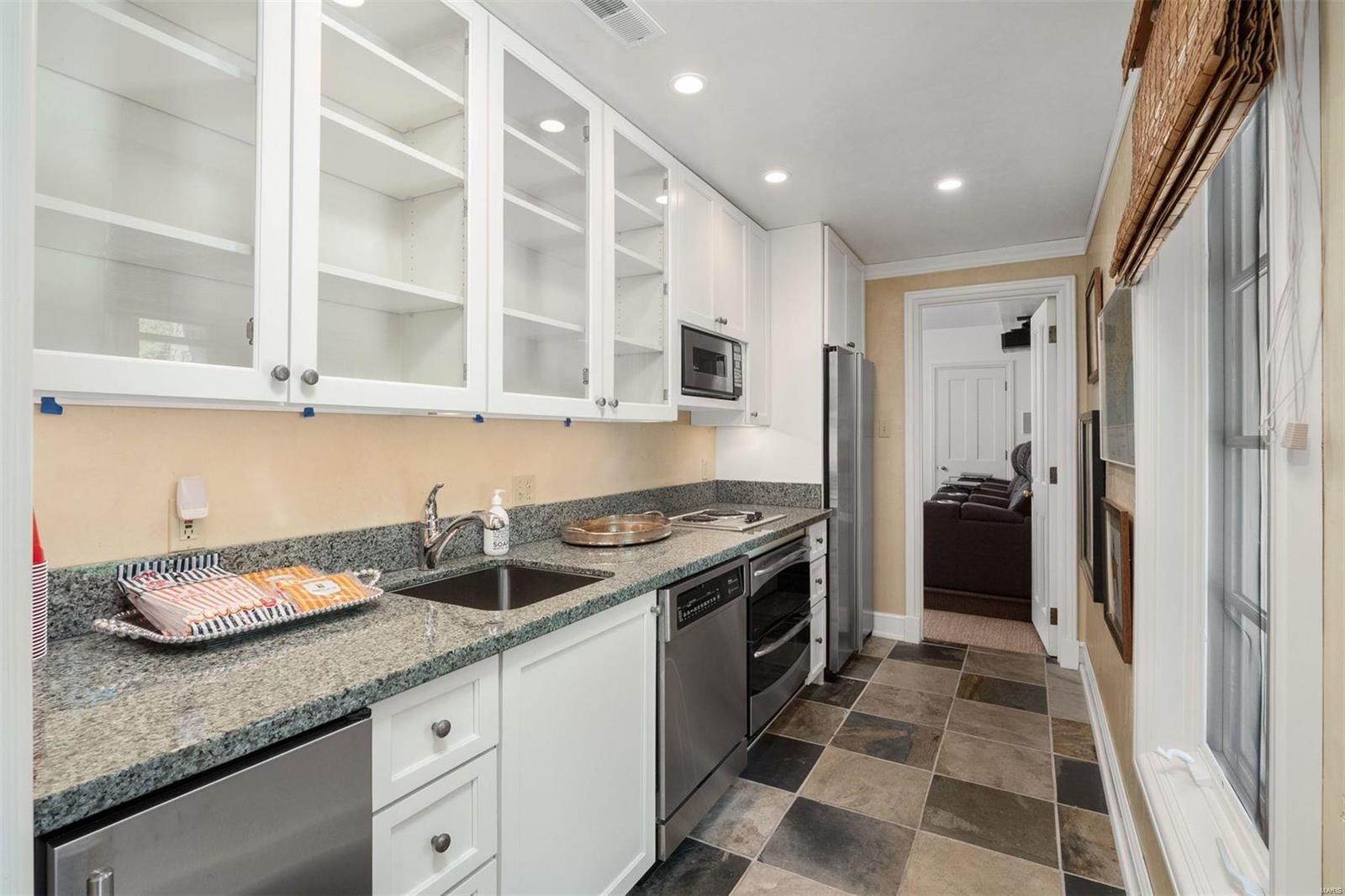 Warson Corner - Residential