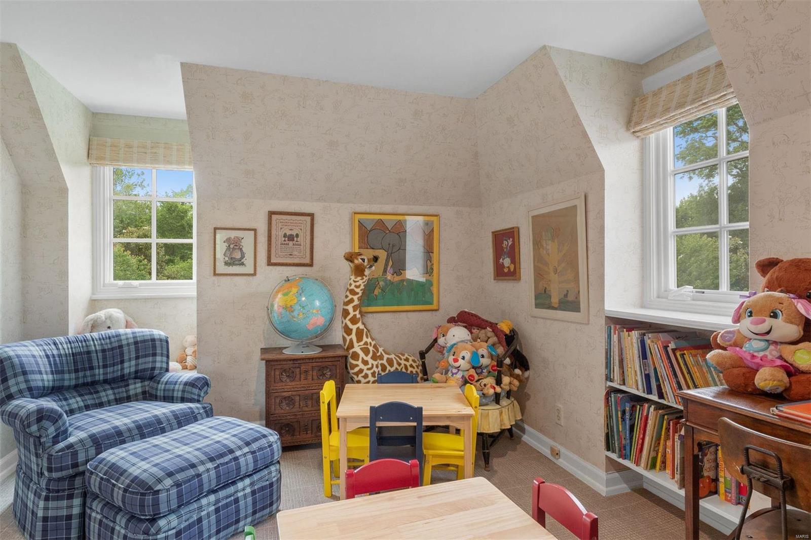 Warson Corner - Residential