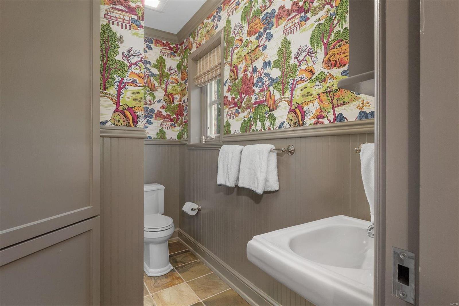 Warson Corner - Residential