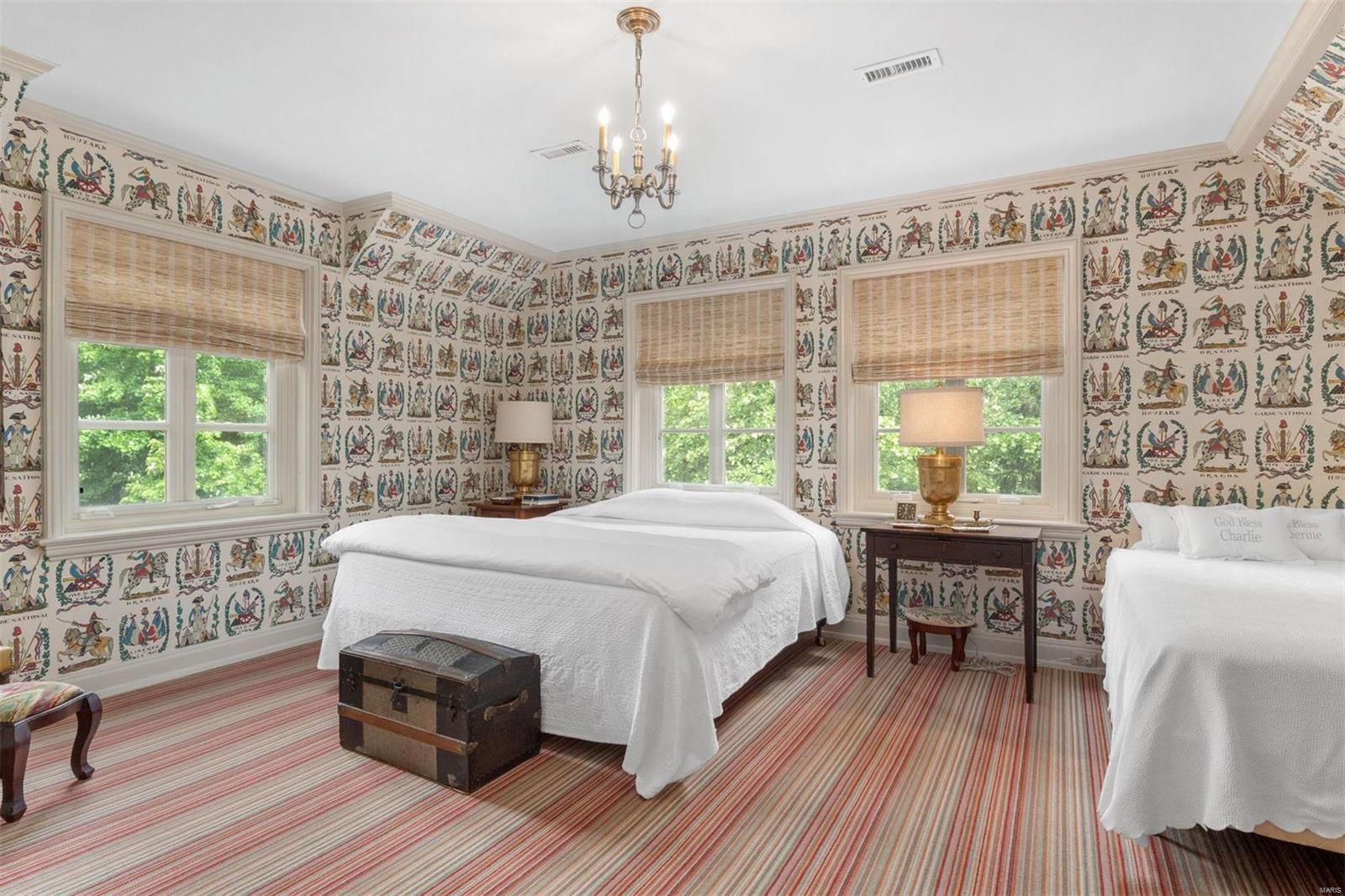 Warson Corner - Residential