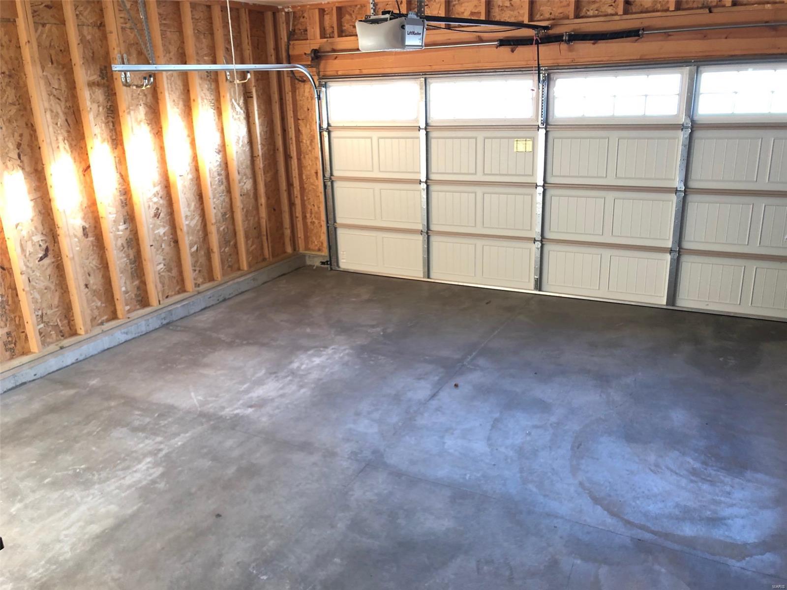 Jaxson Estates - Residential Lease