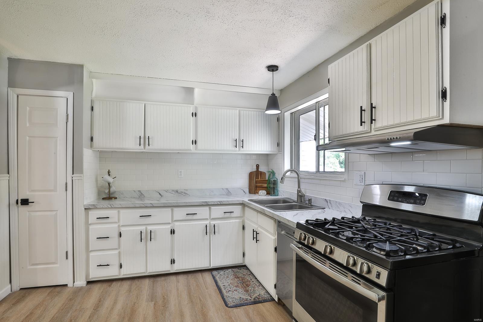 St Chas Hills #3 - Residential