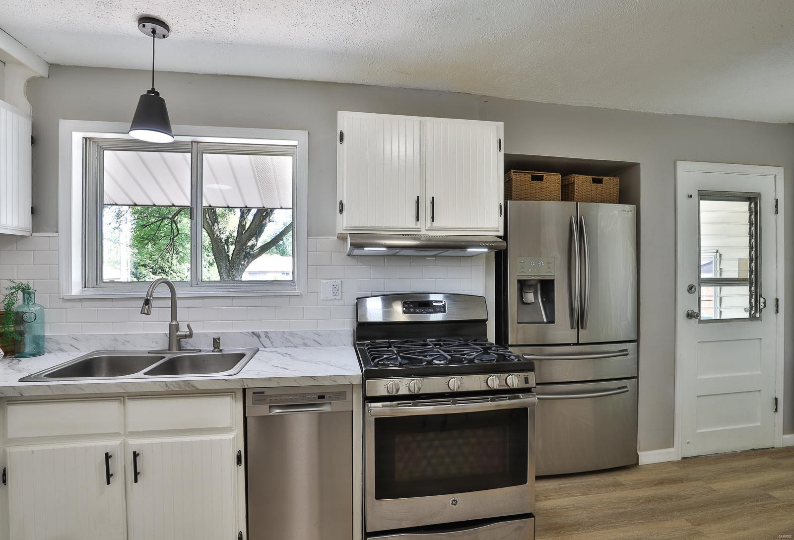 St Chas Hills #3 - Residential