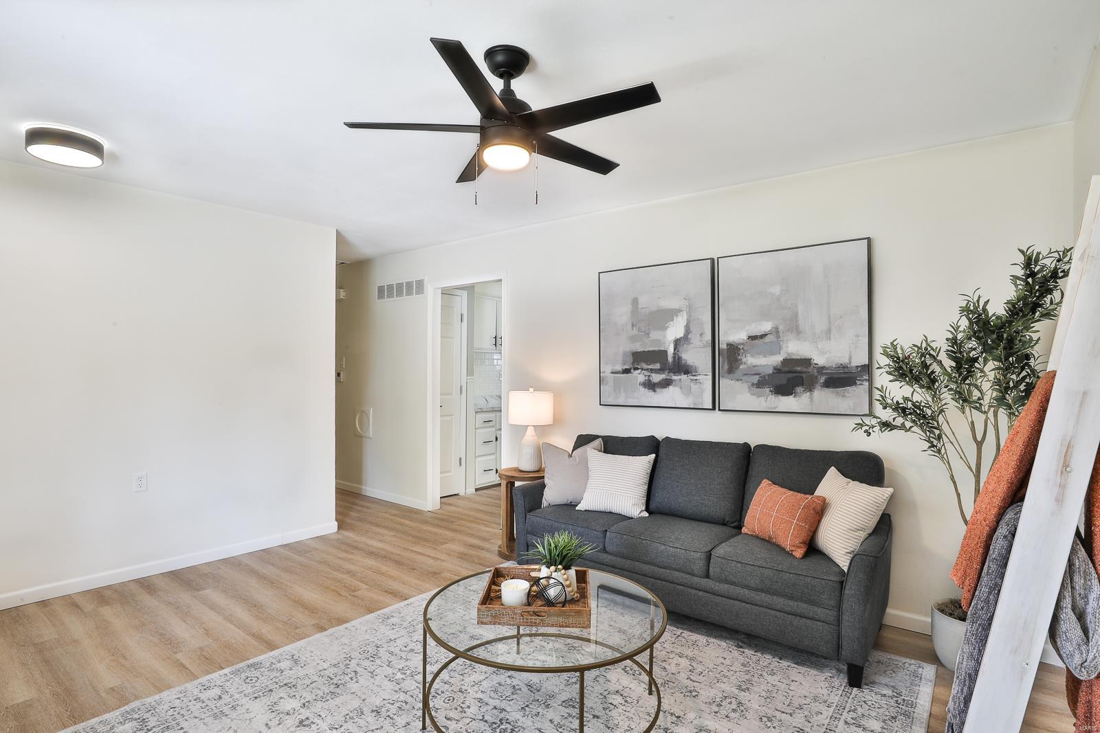 St Chas Hills #3 - Residential