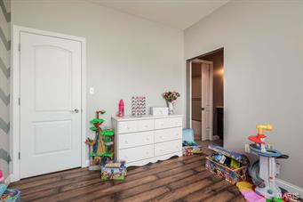 Prairie Pointe - Residential