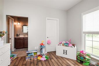 Prairie Pointe - Residential