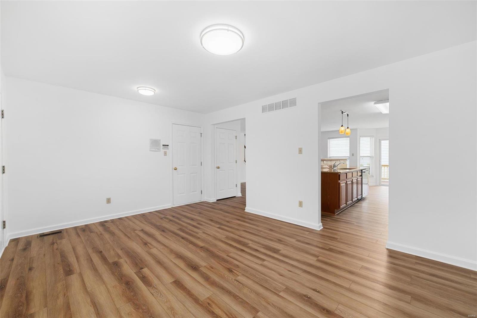 Vlgs At Bainbridge Edenshire - Residential Lease