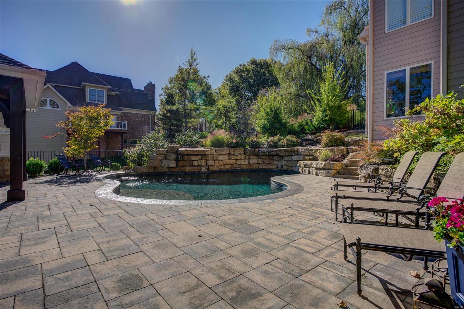 Kingspointe 2b - Residential