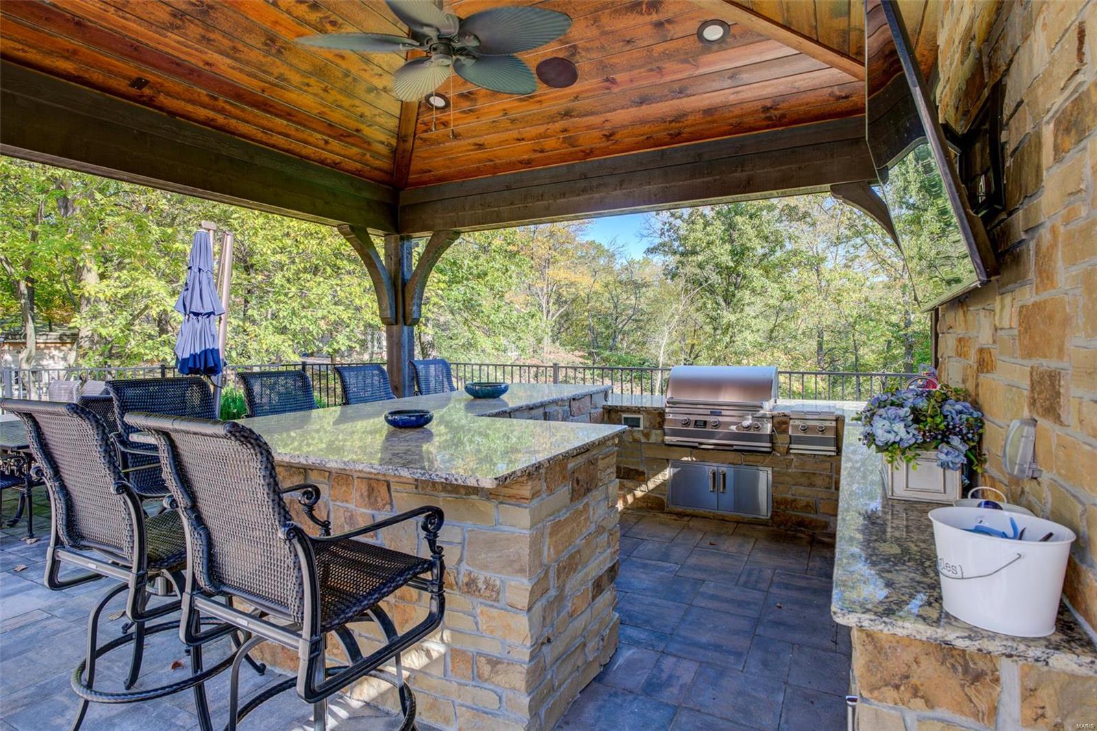 Kingspointe 2b - Residential