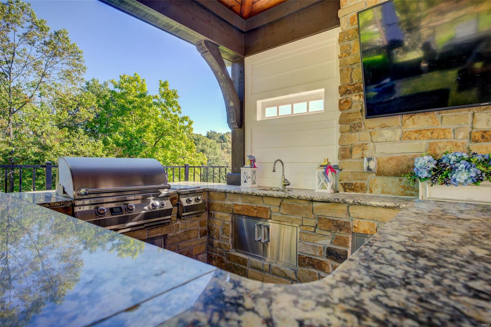 Kingspointe 2b - Residential