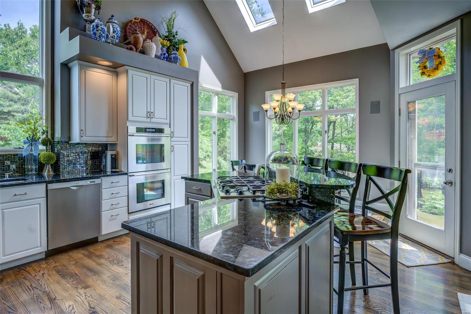 Kingspointe 2b - Residential