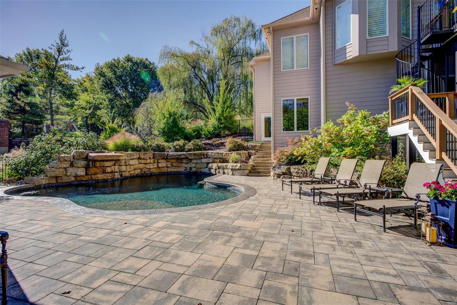 Kingspointe 2b - Residential