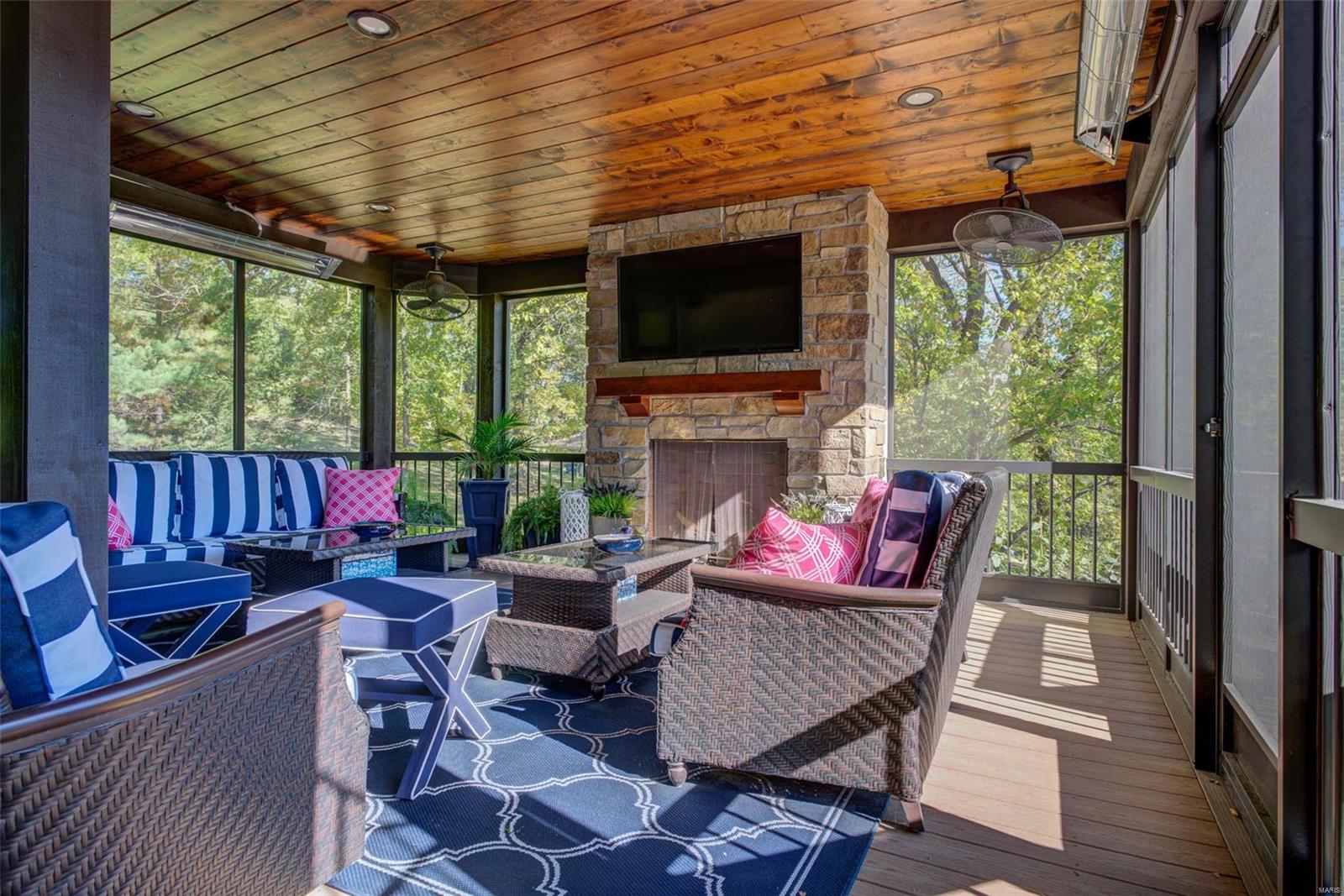 Kingspointe 2b - Residential