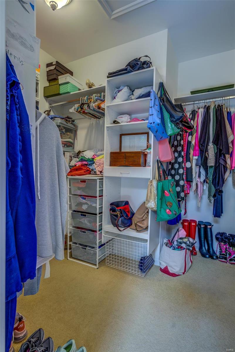 Kingspointe 2b - Residential