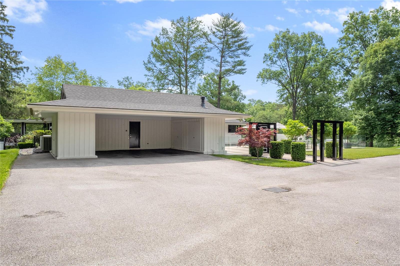 St Louis Country Club Grounds - Residential